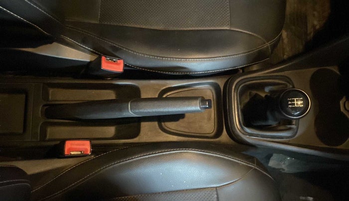 2019 Volkswagen Ameo COMFORTLINE 1.0L, Petrol, Manual, 25,201 km, Gear Lever