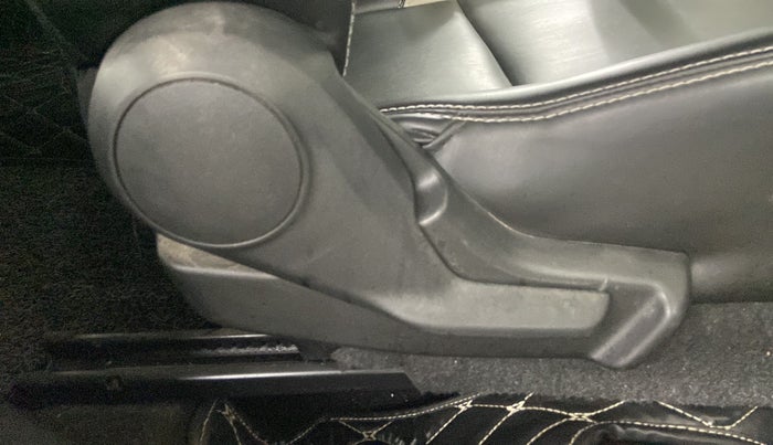 2021 Maruti Baleno DELTA PETROL 1.2, Petrol, Manual, 27,679 km, Driver Side Adjustment Panel