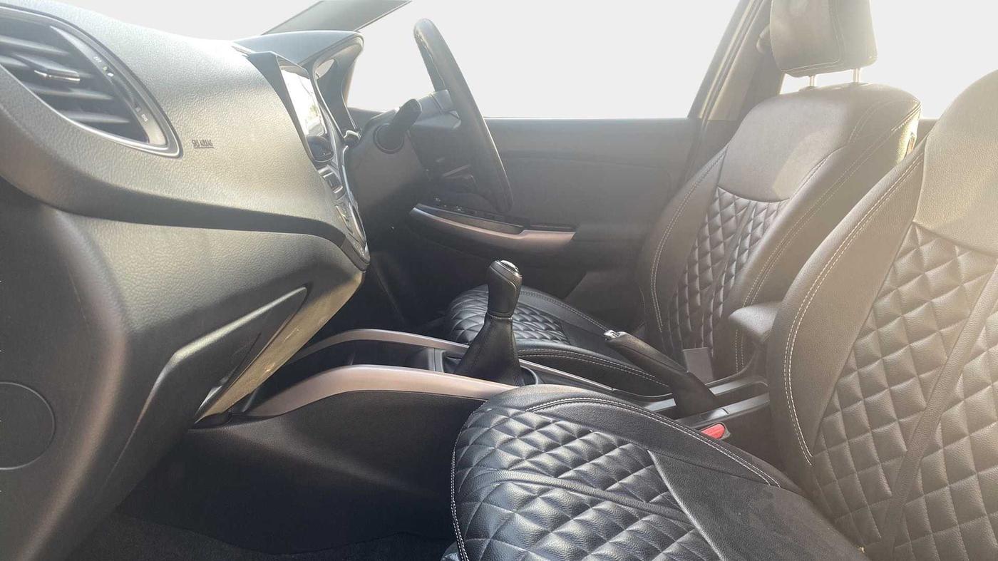 2021 Maruti Baleno DELTA PETROL 1.2, Petrol, Manual, 27,679 km, Right Side Front Door Cabin