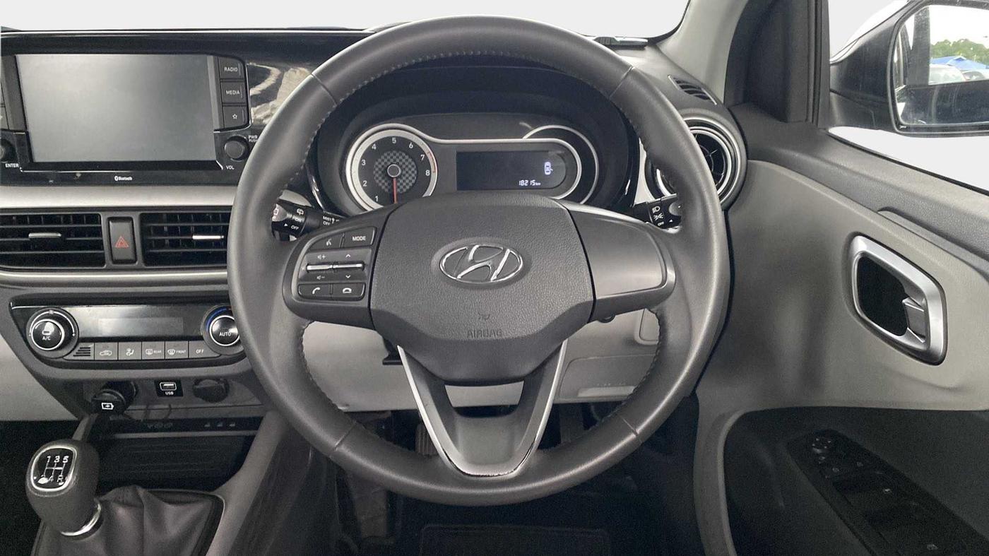 2022 Hyundai GRAND I10 NIOS ASTA 1.2 KAPPA VTVT, Petrol, Manual, 18,197 km, Steering Wheel Close Up