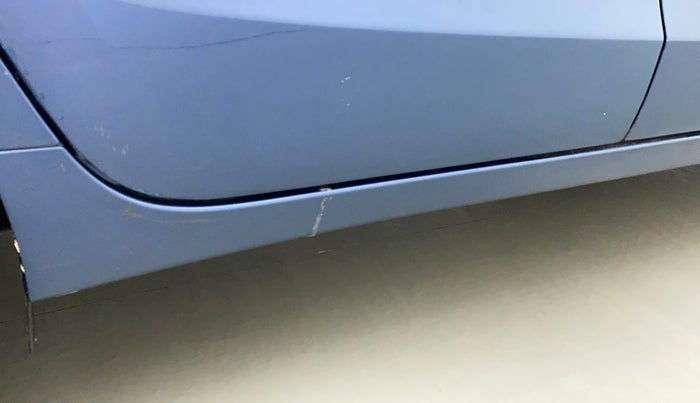 2017 Maruti Baleno DELTA PETROL 1.2, Petrol, Manual, 25,403 km, Right running board - Minor scratches