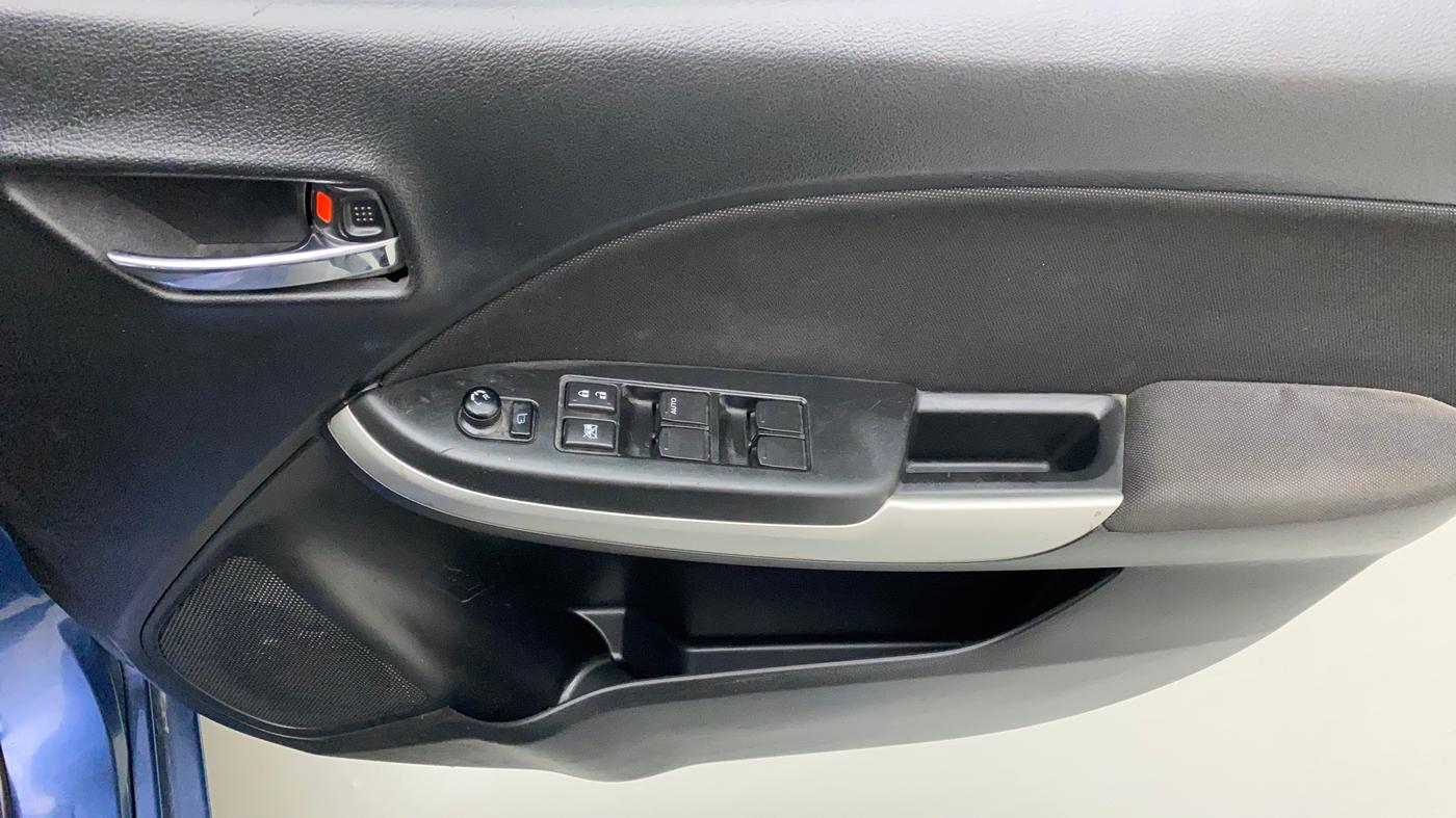 2017 Maruti Baleno DELTA PETROL 1.2, Petrol, Manual, 25,403 km, Driver Side Door Panels Control