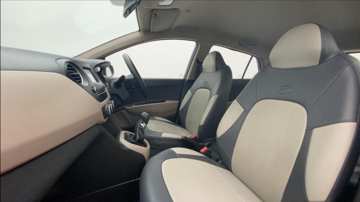 2017 Hyundai Grand i10 SPORTZ 1.2 KAPPA VTVT, Petrol, Manual, 49,325 km, Right Side Front Door Cabin