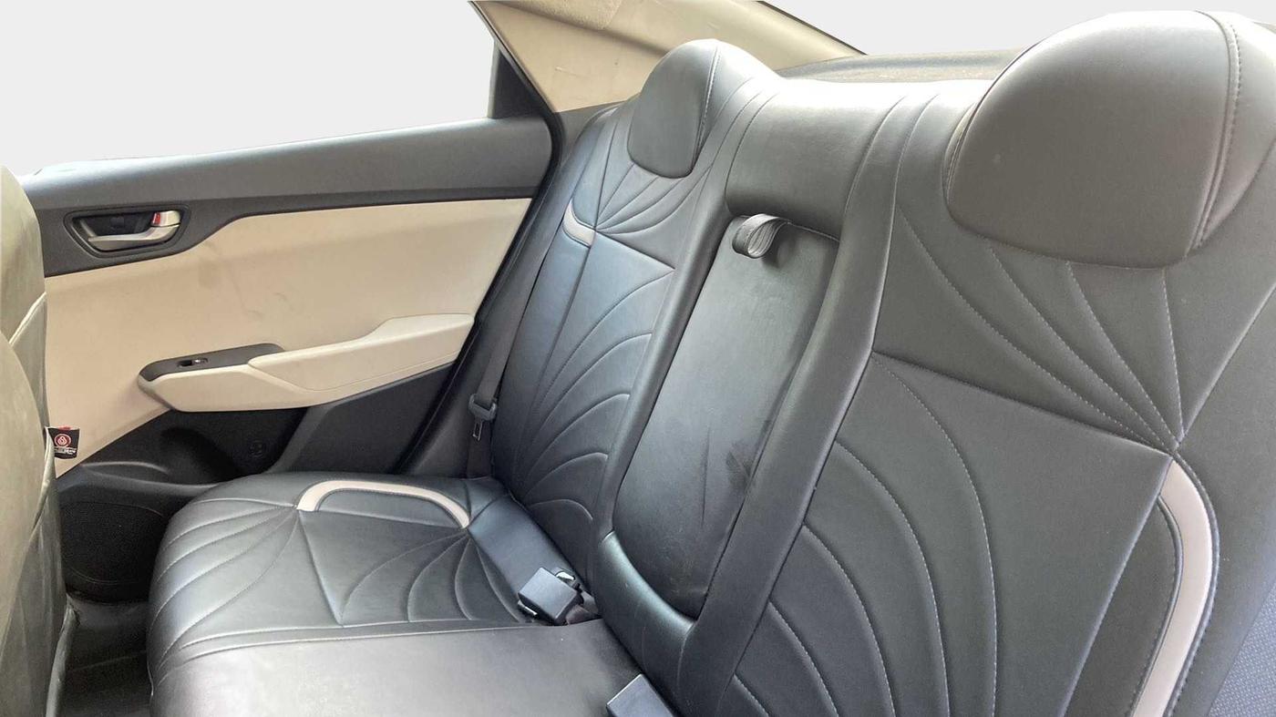 2018 Hyundai Verna 1.4 E PETROL, Petrol, Manual, 45,828 km, Right Side Rear Door Cabin