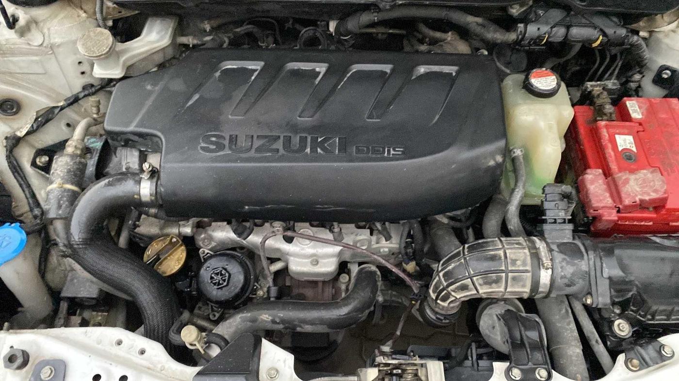 2018 Maruti Dzire VDI, Diesel, Manual, 99,958 km, Open Bonet