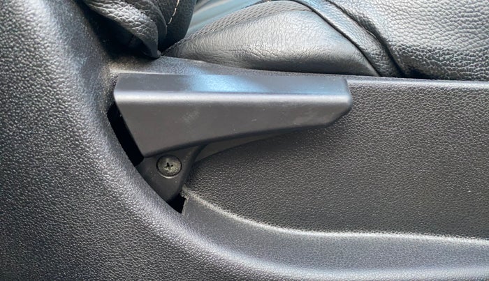 2019 Tata Tiago XZA PETROL, Petrol, Automatic, 38,835 km, Driver Side Adjustment Panel