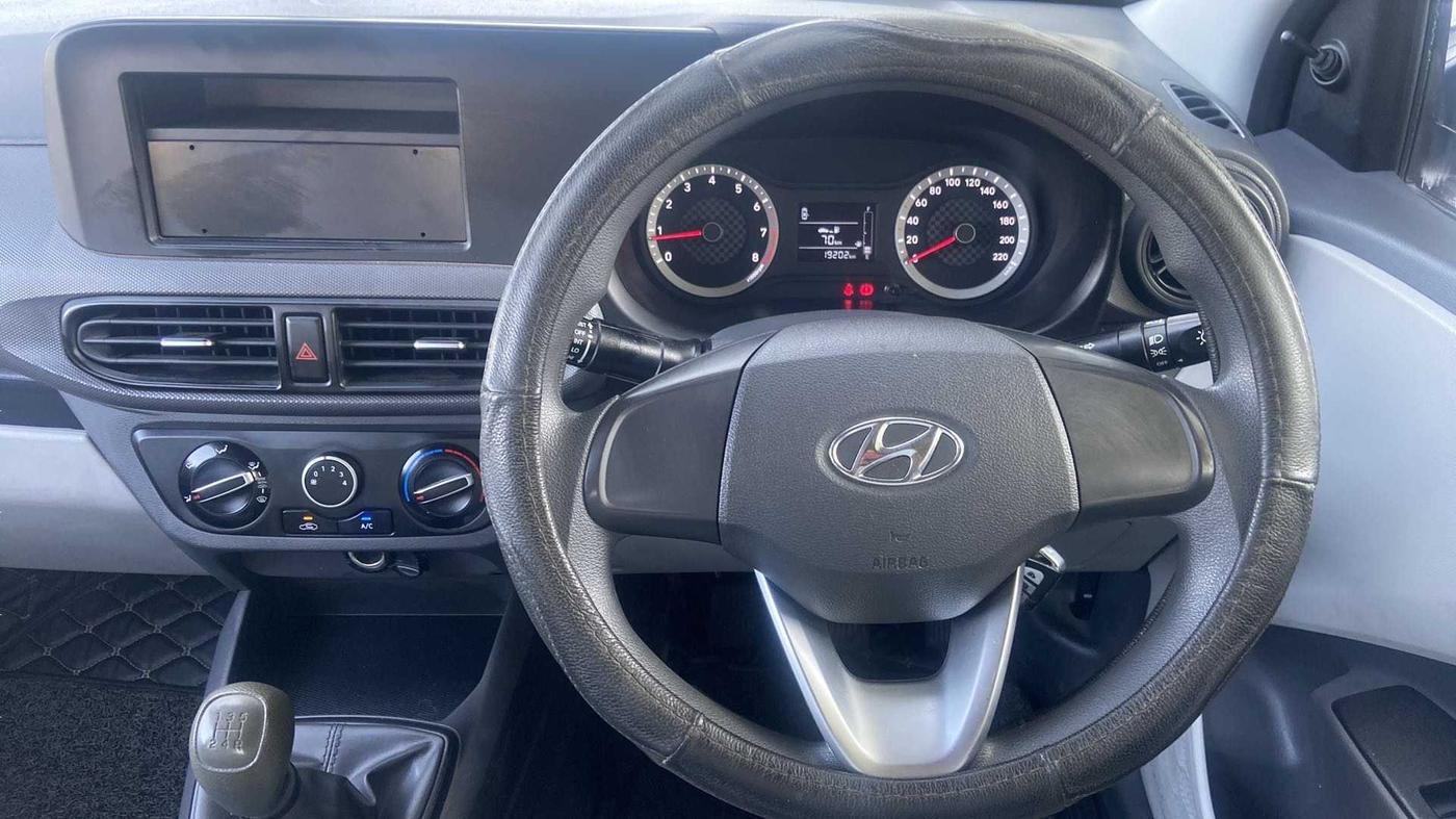 2020 Hyundai GRAND I10 NIOS ERA 1.2 KAPPA VTVT, Petrol, Manual, 19,202 km, Steering Wheel Close Up