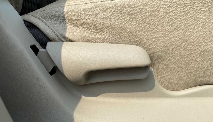 2017 Maruti Celerio ZXI AMT (O), Petrol, Automatic, 30,599 km, Driver Side Adjustment Panel