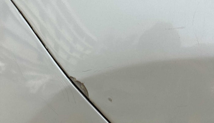 2016 Maruti Baleno DELTA DIESEL 1.3, Diesel, Manual, 88,367 km, Right quarter panel - Slightly dented