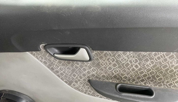 2018 Maruti Alto 800 LXI, Petrol, Manual, 58,541 km, Driver Side Door Panels Control