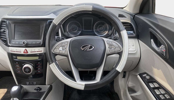 2021 Mahindra XUV300 W8 (O) 1.2 PETROL AMT, Petrol, Automatic, 23,880 km, Steering Wheel Close Up