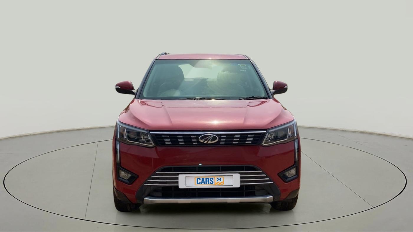 2021 Mahindra XUV300 W8 (O) 1.2 PETROL AMT, Petrol, Automatic, 23,880 km, Front