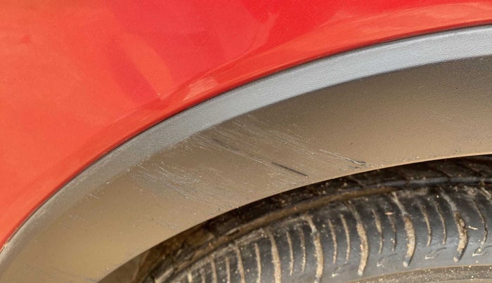 2021 Mahindra XUV300 W8 (O) 1.2 PETROL AMT, Petrol, Automatic, 23,880 km, Right fender - Slightly dented
