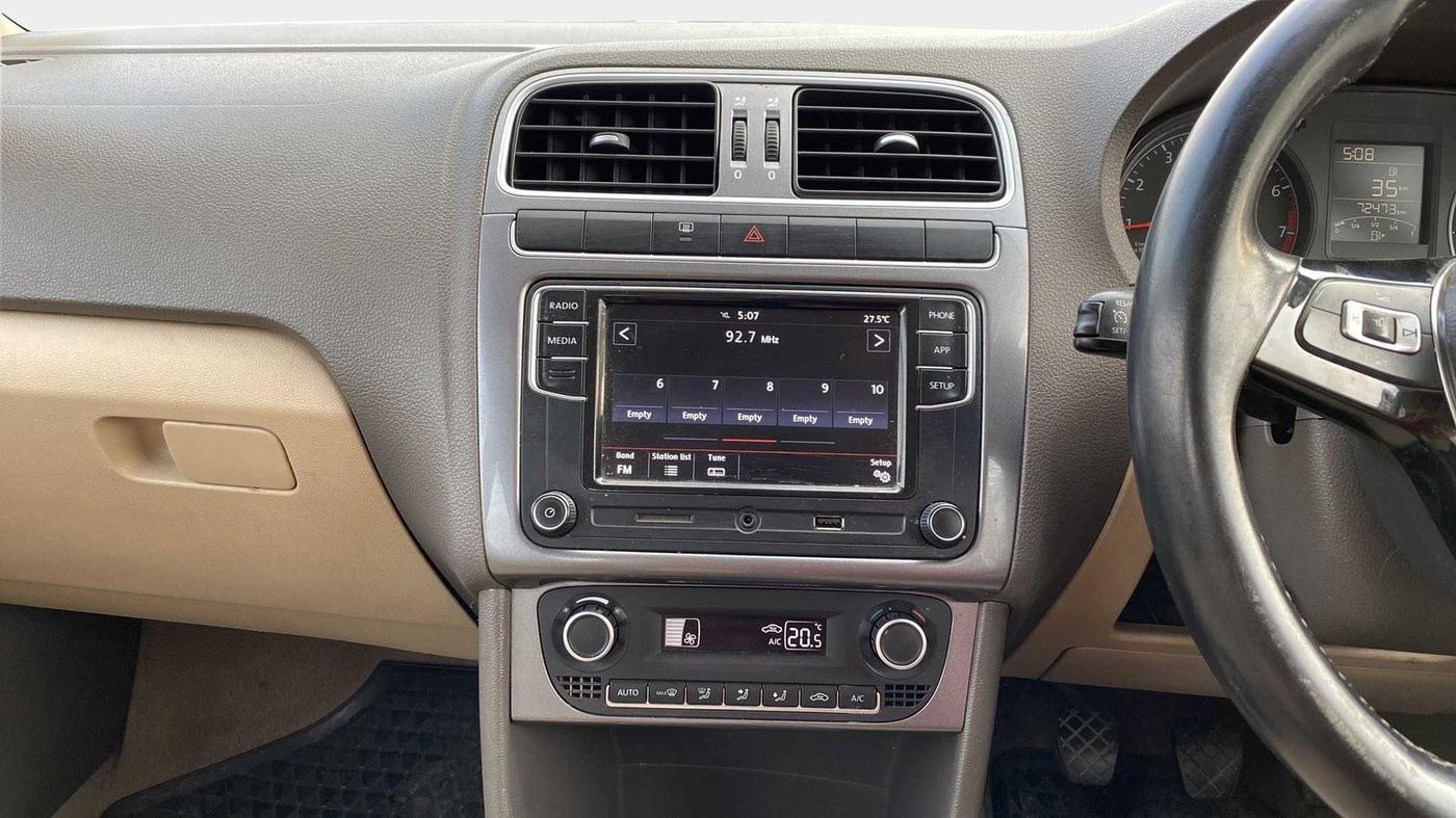 2018 Volkswagen Vento HIGHLINE 1.6 MPI, Petrol, Manual, 72,163 km, Air Conditioner