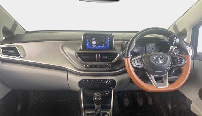 2020 Tata ALTROZ XZ PETROL, CNG, Manual, 27,717 km, Dashboard