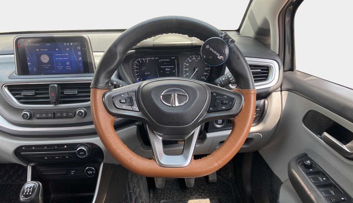 2020 Tata ALTROZ XZ PETROL, CNG, Manual, 27,717 km, Steering Wheel Close Up