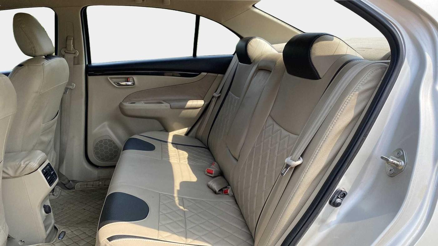 2017 Maruti Ciaz VXI+AT, Petrol, Automatic, 21,097 km, Right Side Rear Door Cabin