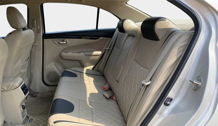 2017 Maruti Ciaz VXI+AT, Petrol, Automatic, 21,097 km, Right Side Rear Door Cabin