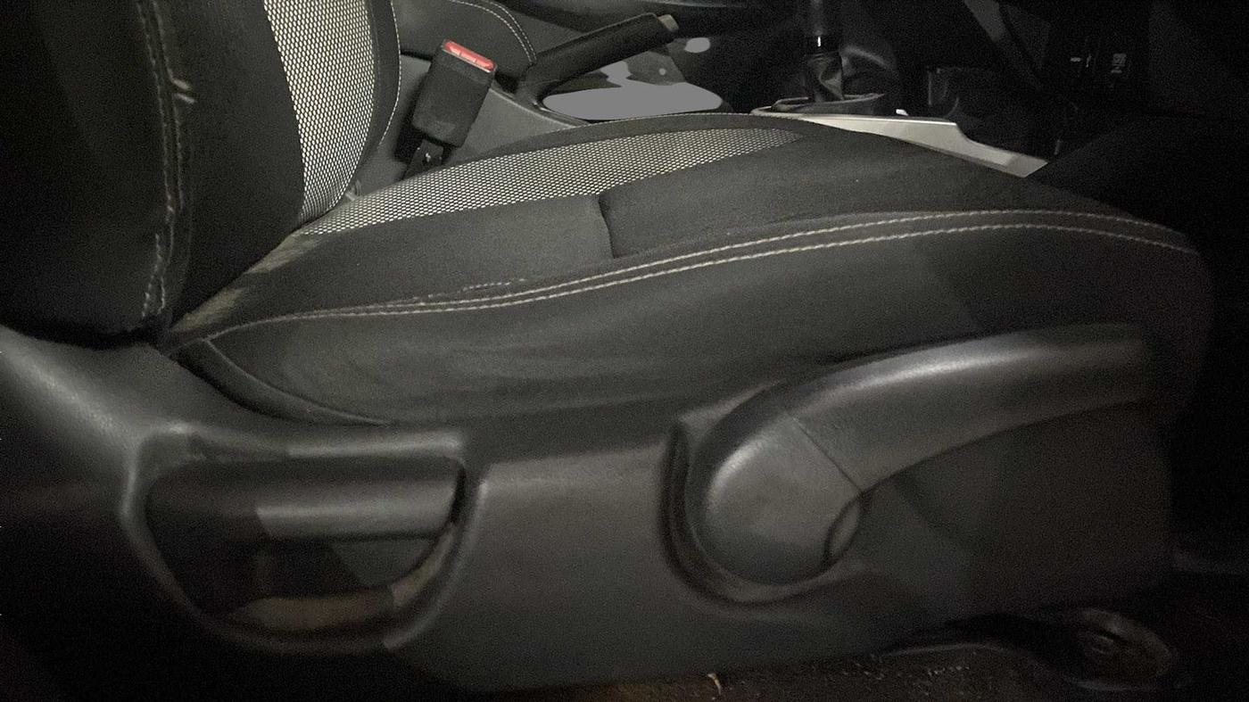 2017 Honda WR-V 1.2L I-VTEC VX MT, Petrol, Manual, 10,281 km, Driver Side Adjustment Panel