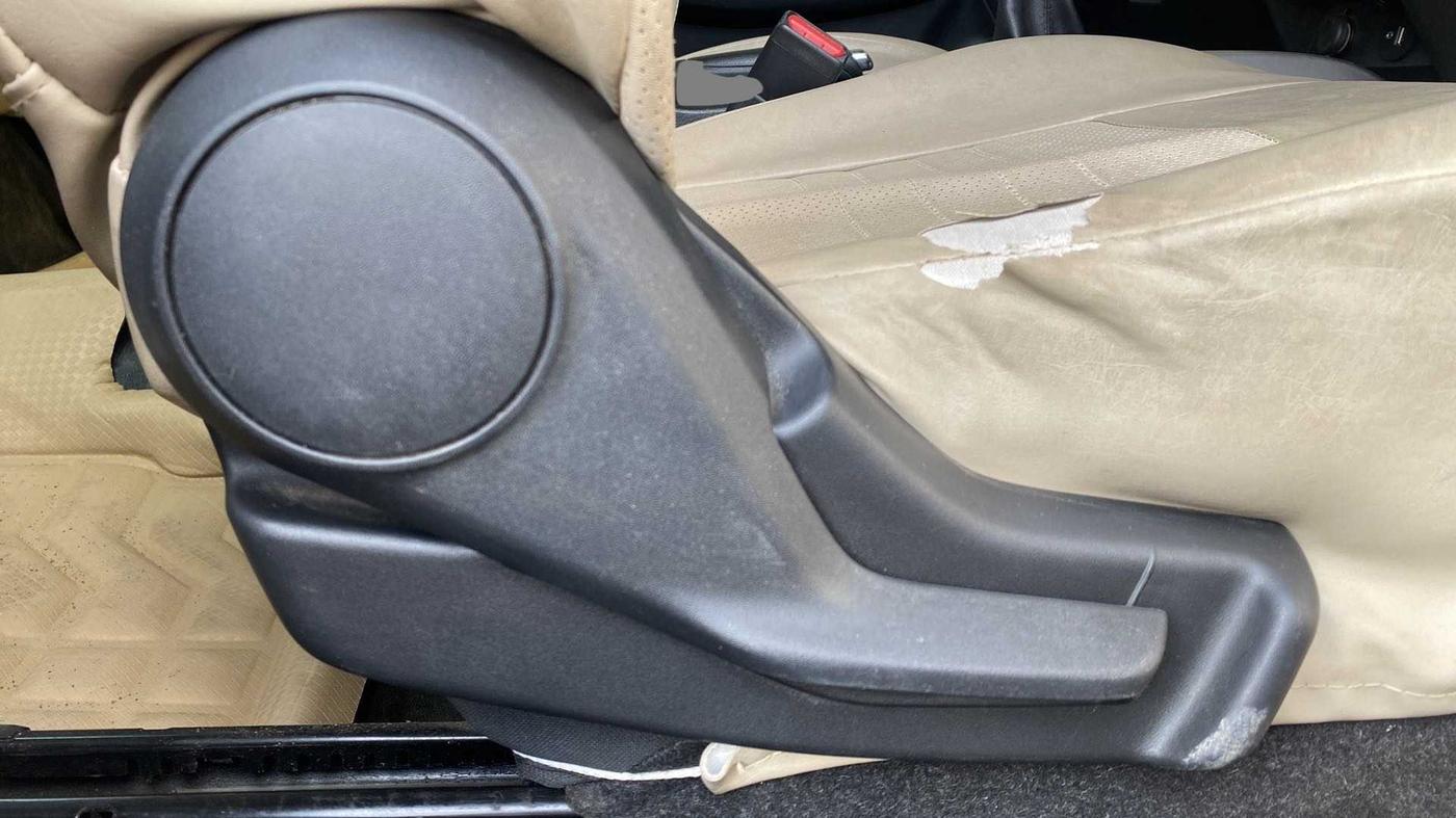 2019 Maruti Baleno DELTA DIESEL 1.3, Diesel, Manual, 52,726 km, Driver Side Adjustment Panel