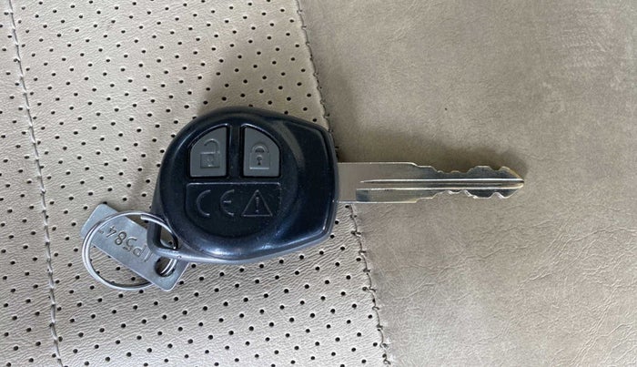 2019 Maruti Baleno DELTA DIESEL 1.3, Diesel, Manual, 52,726 km, Key Close Up