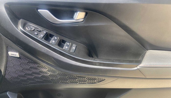 2022 Hyundai Creta SX (O) IVT KNIGHT 1.5 PETROL, Petrol, Automatic, 22,939 km, Driver Side Door Panels Control