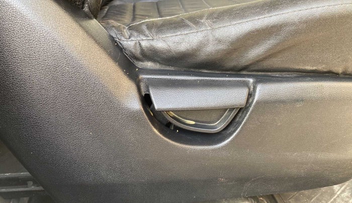 2020 Hyundai NEW SANTRO MAGNA, Petrol, Manual, 34,531 km, Driver Side Adjustment Panel