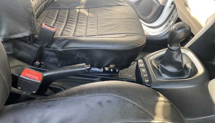 2020 Hyundai NEW SANTRO MAGNA, Petrol, Manual, 34,531 km, Gear Lever