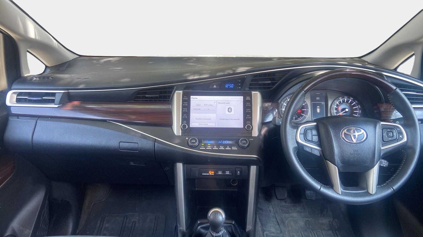 2022 Toyota Innova Crysta 2.7 VX 7 STR, Petrol, Manual, 18,145 km, Dashboard