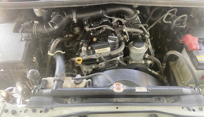 2022 Toyota Innova Crysta 2.7 VX 7 STR, Petrol, Manual, 18,145 km, Open Bonet