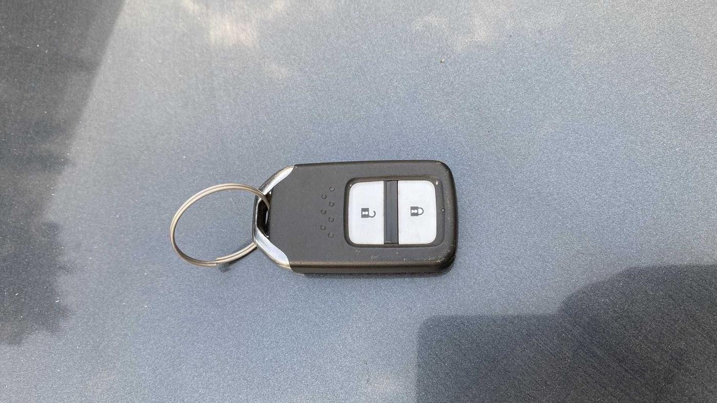 2017 Honda BR-V 1.5L I- DTEC VX, Diesel, Manual, 41,868 km, Key Close Up