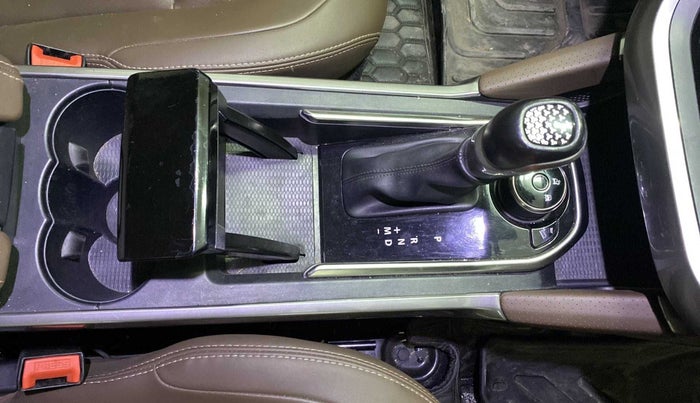 2020 Tata Harrier XZA PLUS 2.0L DUAL TONE, Diesel, Automatic, 45,595 km, Gear Lever