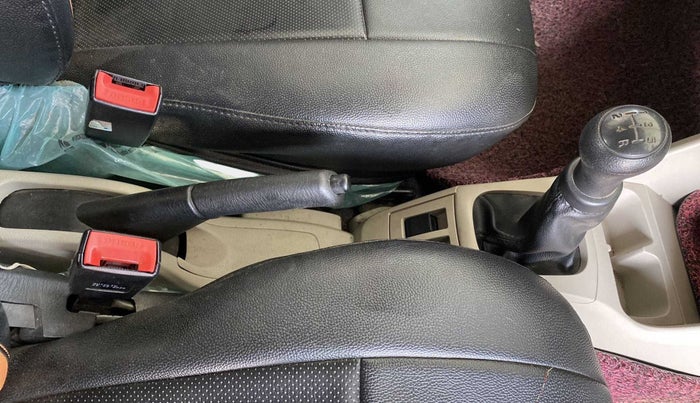 2020 Maruti Alto VXI, Petrol, Manual, 24,726 km, Gear Lever