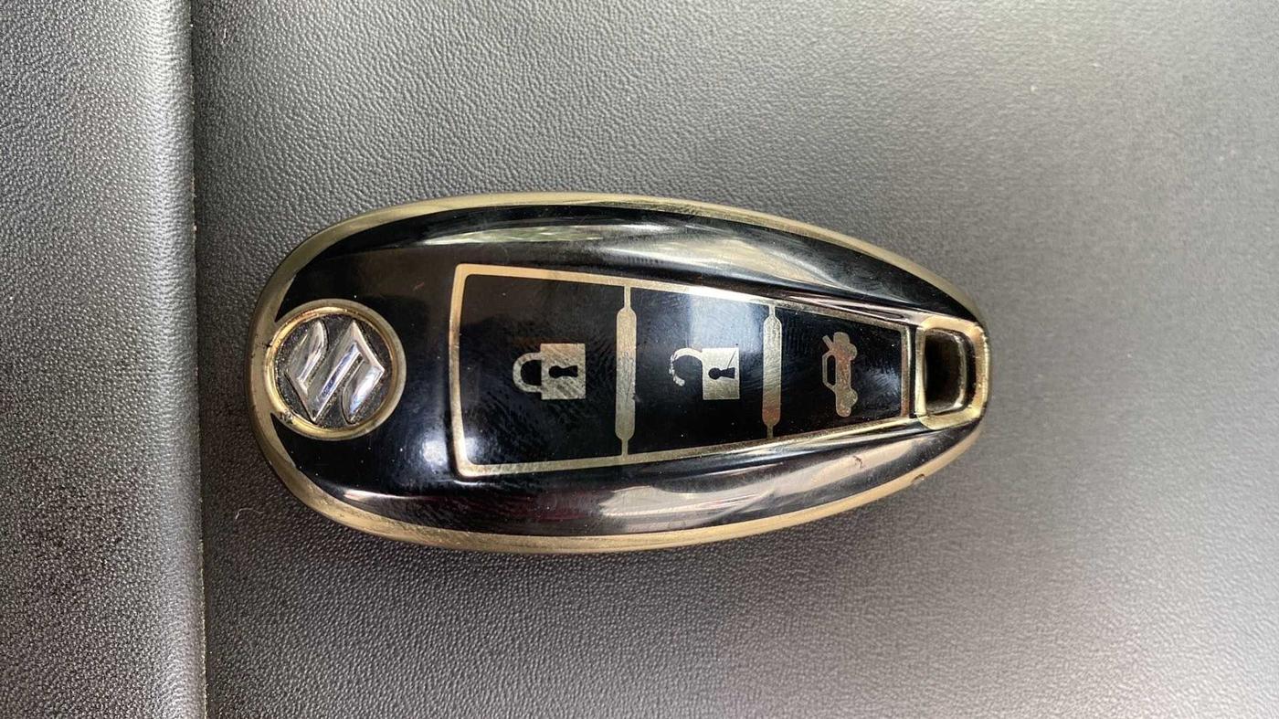 2020 Maruti Vitara Brezza ZXI, Petrol, Manual, 47,622 km, Key Close Up