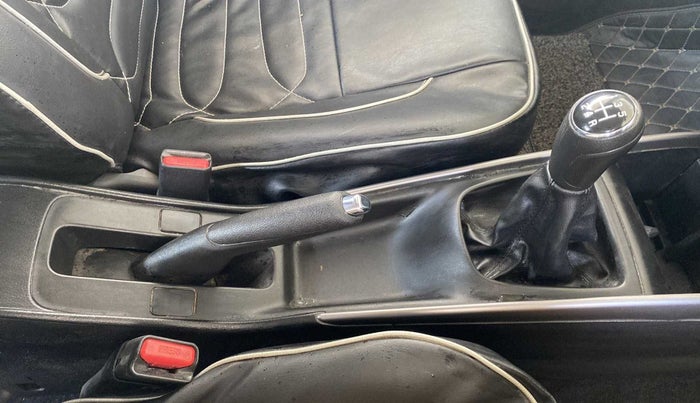 2021 Maruti Baleno DELTA PETROL 1.2, Petrol, Manual, 24,779 km, Gear Lever