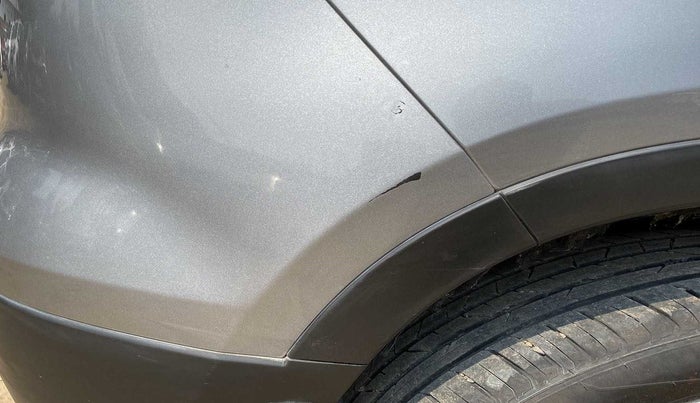2016 Maruti Vitara Brezza ZDI, Diesel, Manual, 69,079 km, Rear bumper - Minor scratches