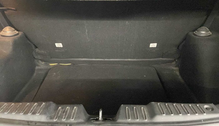 2022 Tata ALTROZ XZA PLUS, Petrol, Automatic, 20,609 km, Boot Inside