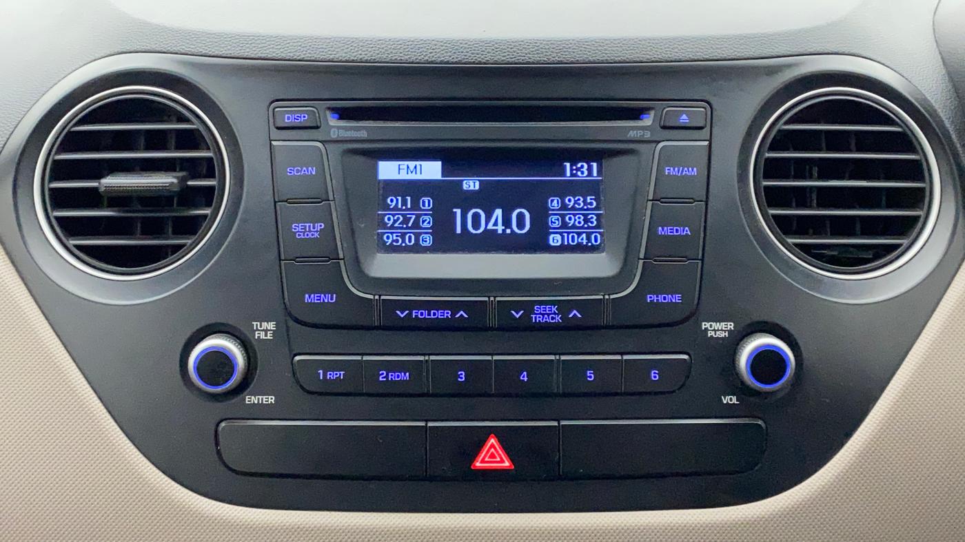 2015 Hyundai Grand i10 ASTA AT 1.2 KAPPA VTVT, Petrol, Automatic, 63,995 km, Infotainment System