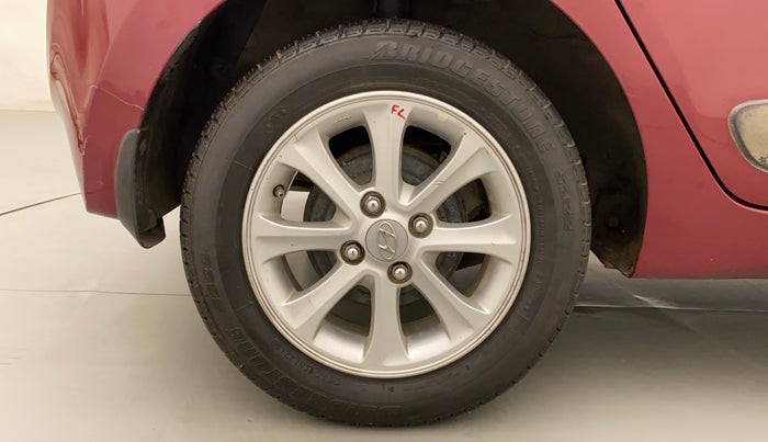 2015 Hyundai Grand i10 ASTA AT 1.2 KAPPA VTVT, Petrol, Automatic, 63,995 km, Right Rear Wheel