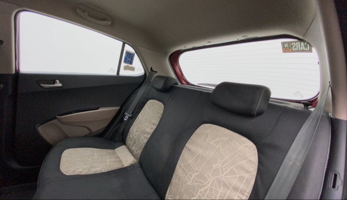 2015 Hyundai Grand i10 ASTA AT 1.2 KAPPA VTVT, Petrol, Automatic, 63,995 km, Right Side Rear Door Cabin
