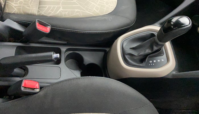 2015 Hyundai Grand i10 ASTA AT 1.2 KAPPA VTVT, Petrol, Automatic, 63,995 km, Gear Lever