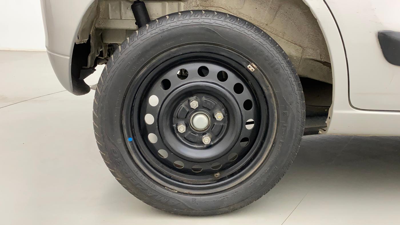 2017 Maruti Wagon R 1.0 VXI AMT, Petrol, Automatic, 21,156 km, Right Rear Wheel