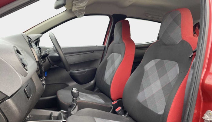 2019 Renault Kwid RXT 1.0 (O), Petrol, Manual, 38,963 km, Right Side Front Door Cabin