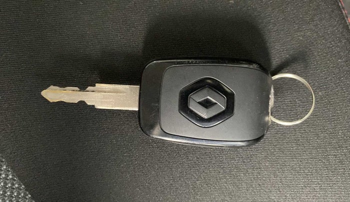 2019 Renault Kwid RXT 1.0 (O), Petrol, Manual, 38,963 km, Key Close Up