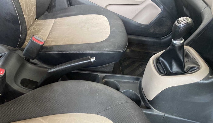 2018 Hyundai Grand i10 SPORTZ 1.2 KAPPA VTVT, Petrol, Manual, 78,908 km, Gear Lever
