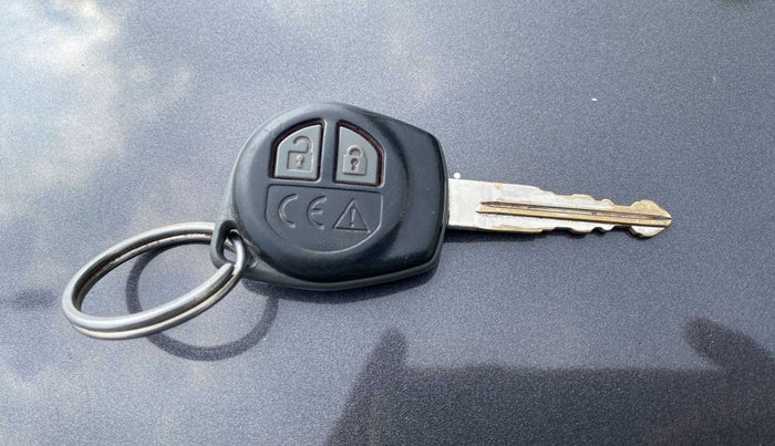 2018 Maruti Baleno DELTA DIESEL 1.3, Diesel, Manual, 95,770 km, Key Close Up