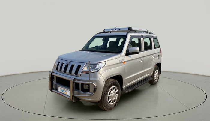 2017 Mahindra TUV300 T6, Diesel, Manual, 37,162 km, Left Front Diagonal