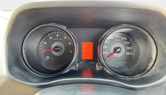 2017 Mahindra TUV300 T6, Diesel, Manual, 37,162 km, Odometer Image