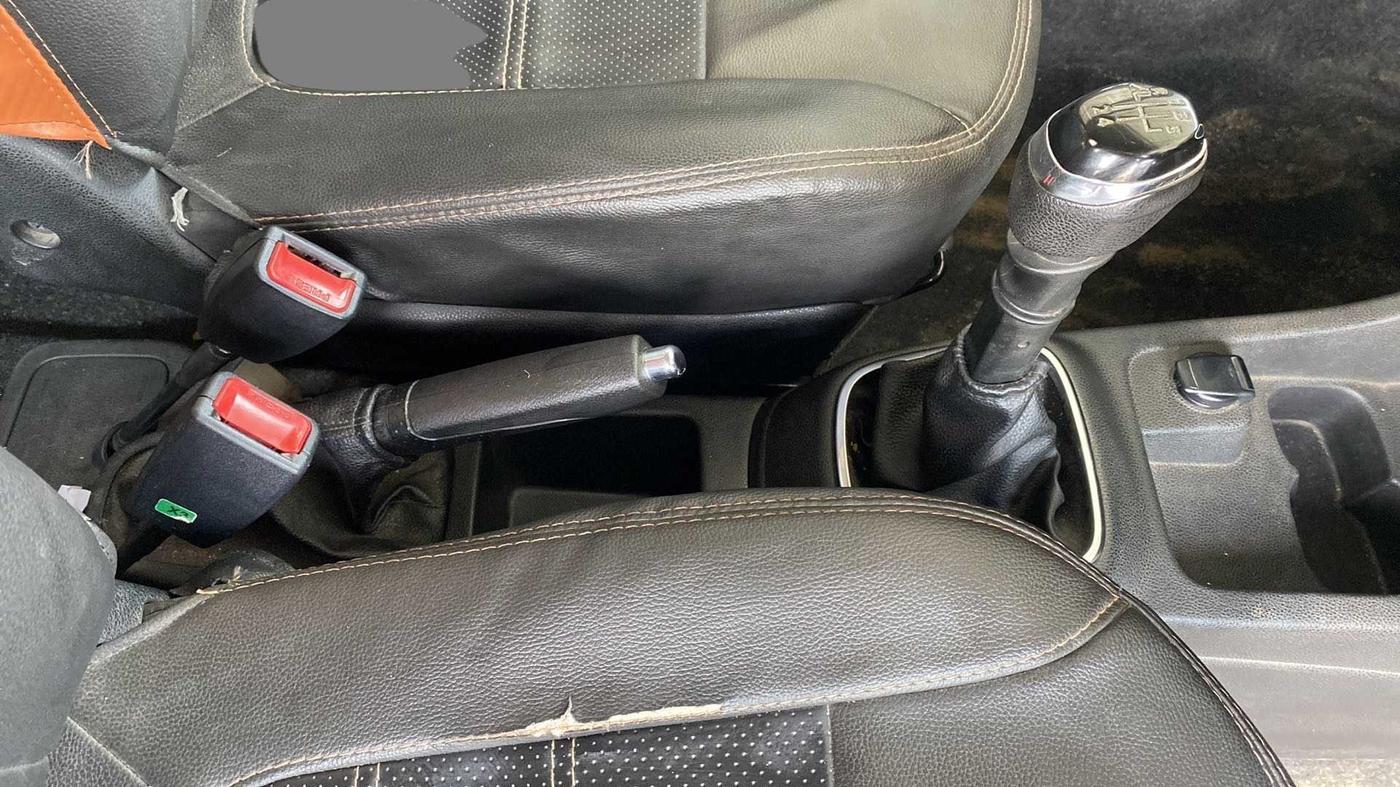 2018 Renault Kwid RXT 1.0, Petrol, Manual, 93,779 km, Gear Lever