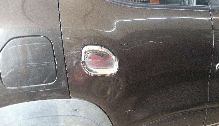 2018 Renault Kwid RXT 1.0, Petrol, Manual, 93,779 km, Right rear door - Minor scratches
